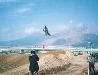 ���܂��摜